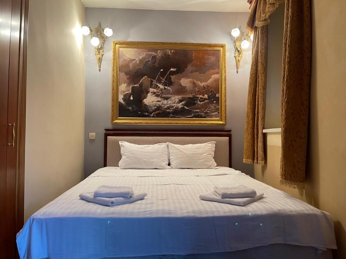 Boutique Hotel Travelling Actor - Skadarlija Beograd Bagian luar foto