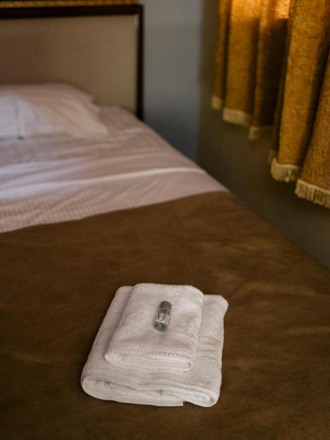 Boutique Hotel Travelling Actor - Skadarlija Beograd Bagian luar foto