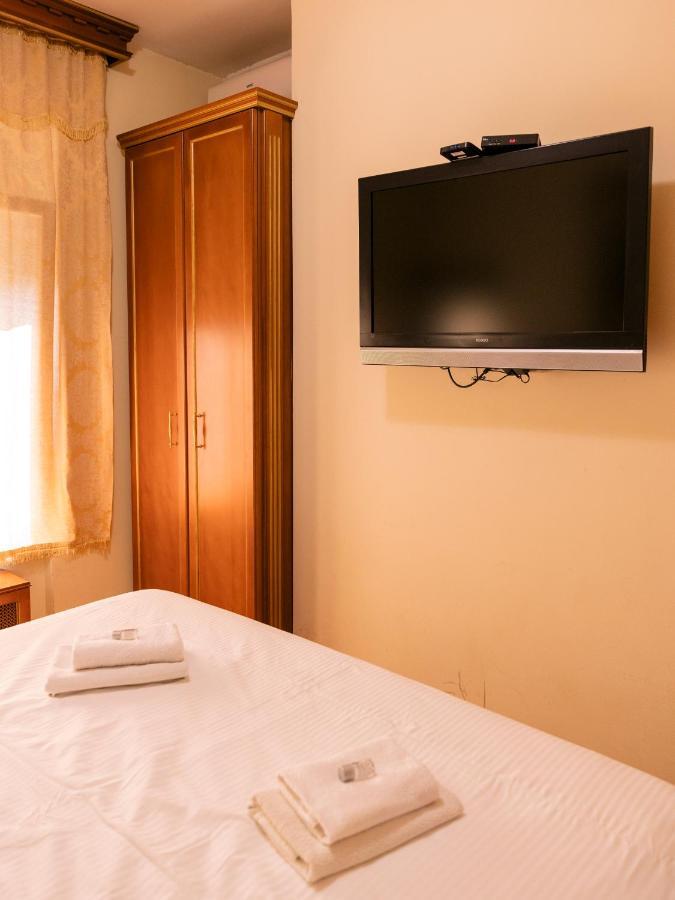 Boutique Hotel Travelling Actor - Skadarlija Beograd Bagian luar foto